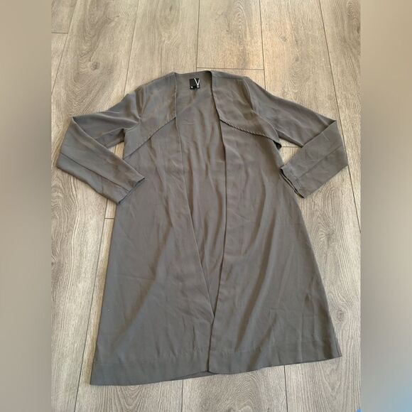 Valentte woman’s long light open front cardigan - Picture 1 of 3